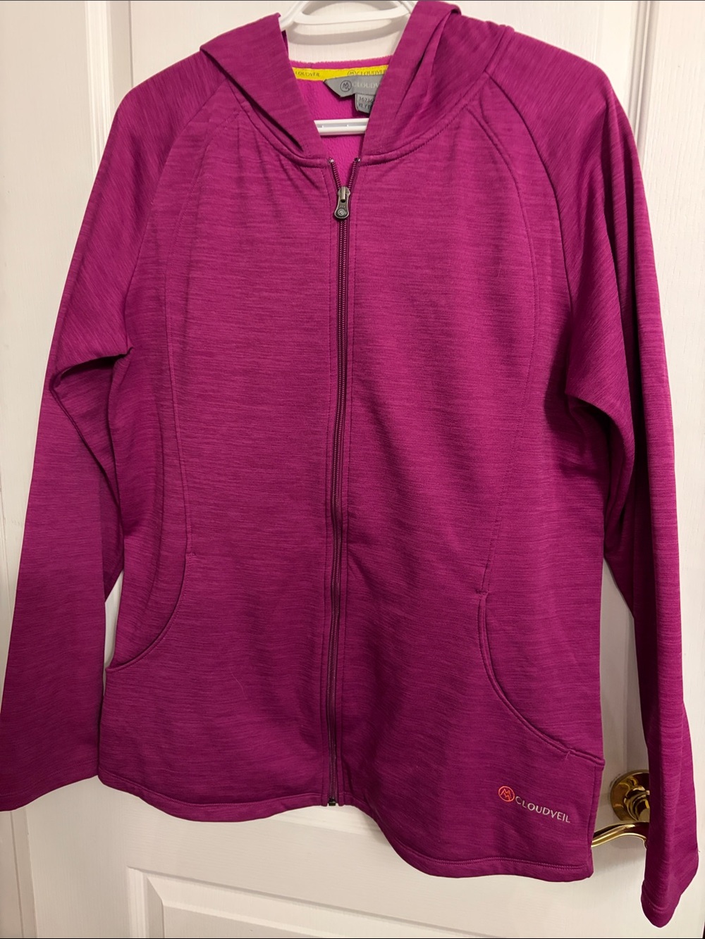 Cloudveil Ladies Magenta Hooded Zip Jacket